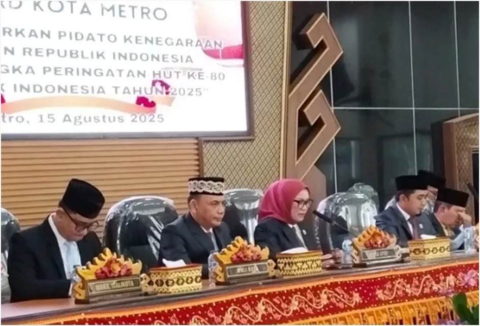 Ria Hartini Pimpin Paripurna DPRD Metro, Tegaskan Semangat Bersatu dan Berdaulat Demi Indonesia Maju